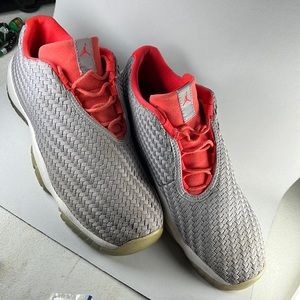 Air Jordan Future Low BG 'Infrared' size 6.5Y